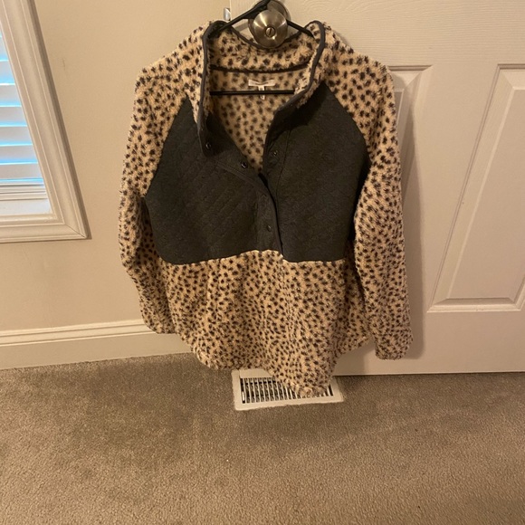 sherpa - Picture 1 of 1